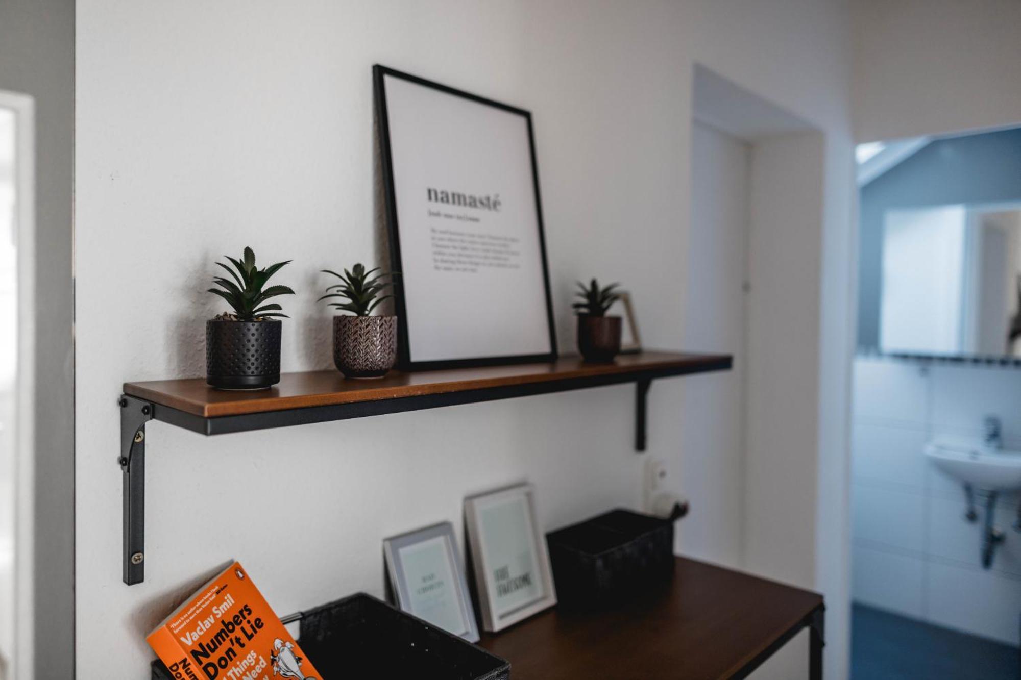 Me Homes - Grosse Moderne Designer-Wohnung Fuer Urlaub Und Business - Mit Kueche, Buero, Balkon Und 2 Parkplaetzen Bayreuth Kültér fotó